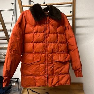 Western Wear vintage nylon puffer. Faux fur collar.